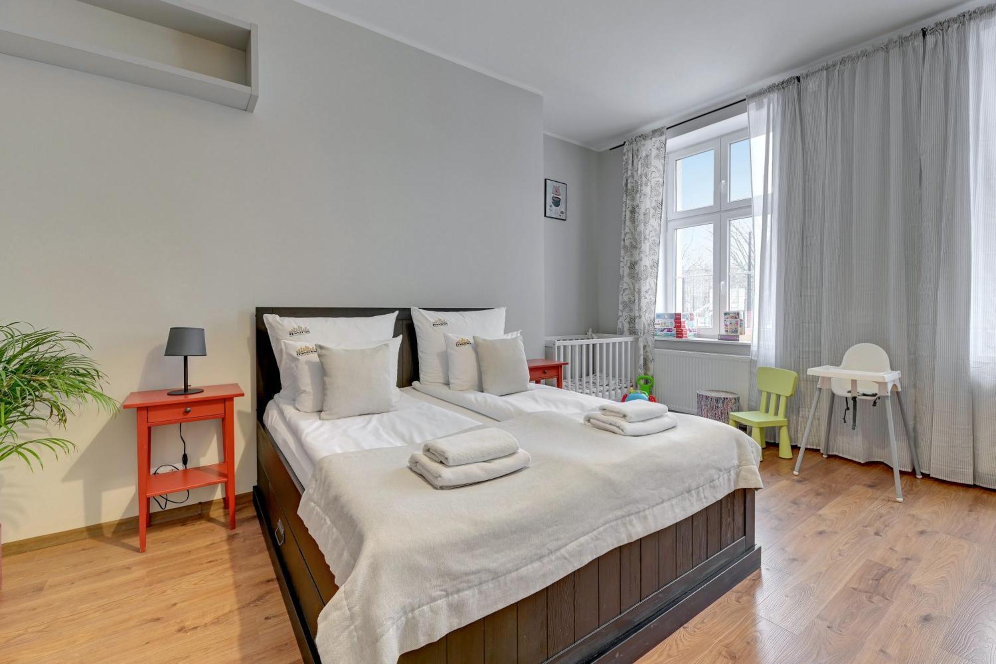 City Center, Art House & Family Stay By Downtown Apartments Gdańsk Exteriör bild